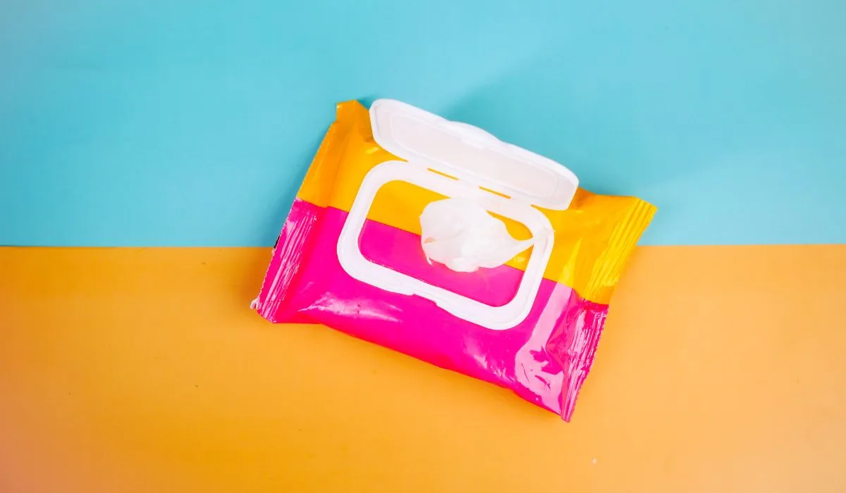 Adventure-ready body wipes for active moms-to-be